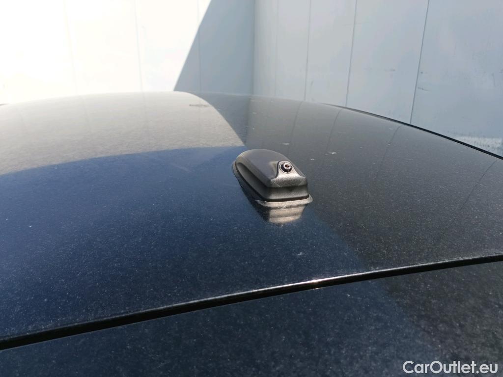  KIA  Rio KIA  / 2020 / 5P / berlina con portón 1.2 DPi 62kW (84CV) Concept #36