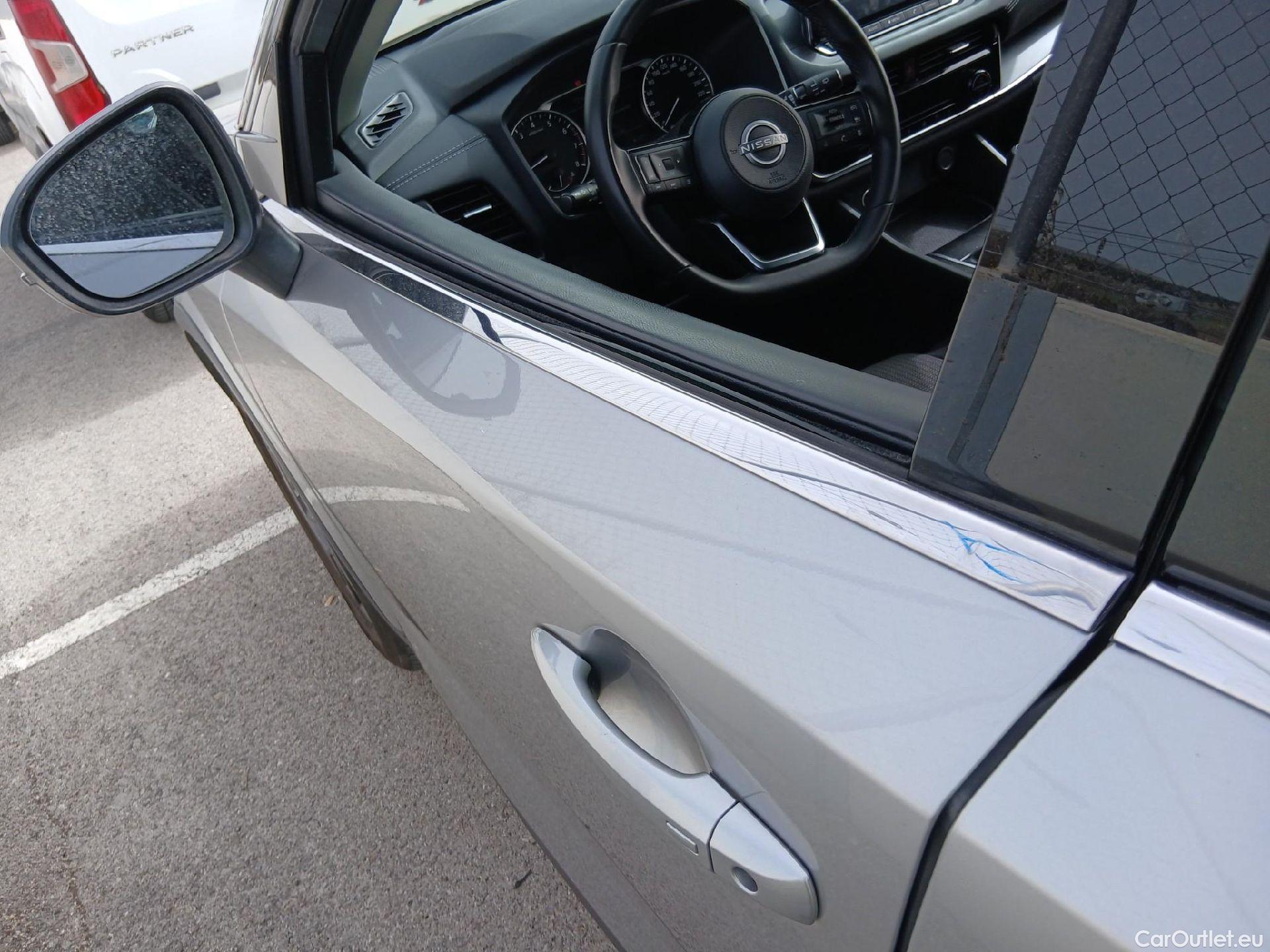  Nissan  Qashqai NISSAN  / 2021 / 5P / todoterreno DIG-T 103kW (140CV) mHEV 4x2 Acenta #15