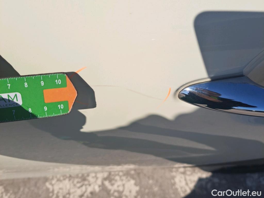  Mini  Cooper MINI MINI / 2014 / 5P / berlina con portón ONE 5 PUERTAS (CX) #22