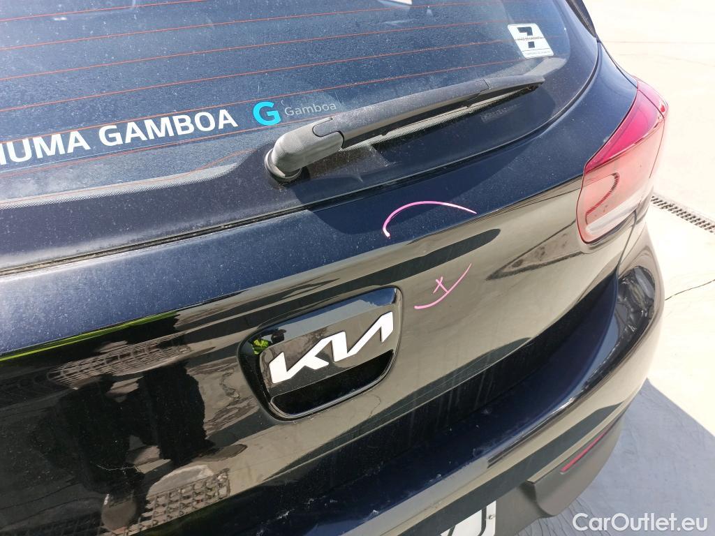  KIA  Rio KIA  / 2020 / 5P / berlina con portón 1.2 DPi 62kW (84CV) Concept #1