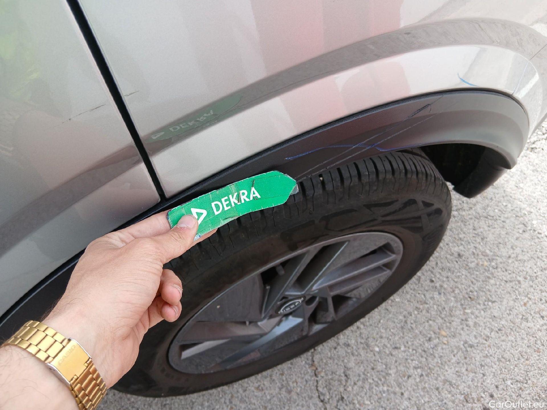  Nissan  Qashqai NISSAN  / 2021 / 5P / todoterreno DIG-T 103kW (140CV) mHEV 4x2 Acenta #26