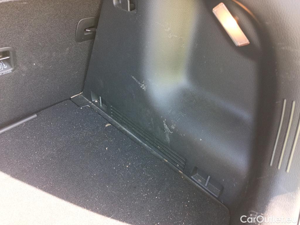  KIA  Rio KIA  / 2020 / 5P / berlina con portón 1.2 DPi 62kW (84CV) Concept #22