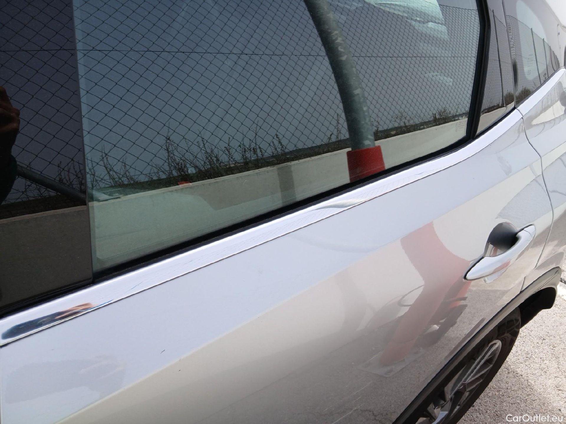  Nissan  Qashqai NISSAN  / 2021 / 5P / todoterreno DIG-T 103kW (140CV) mHEV 4x2 Acenta #21