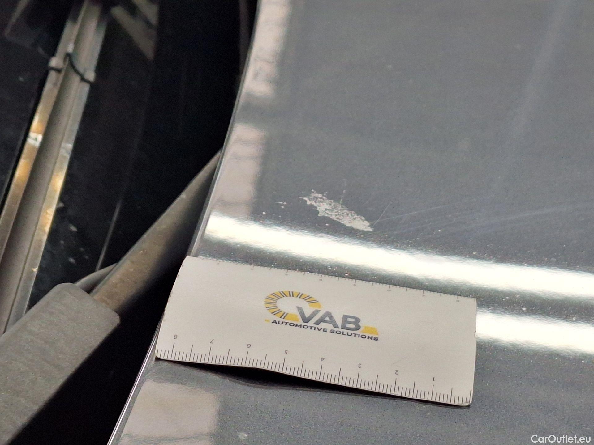  Bmw  Serie 3 BMW, 3-serie '18, BMW 3 Reeks Berline 318dA (110 kW) 4d #42