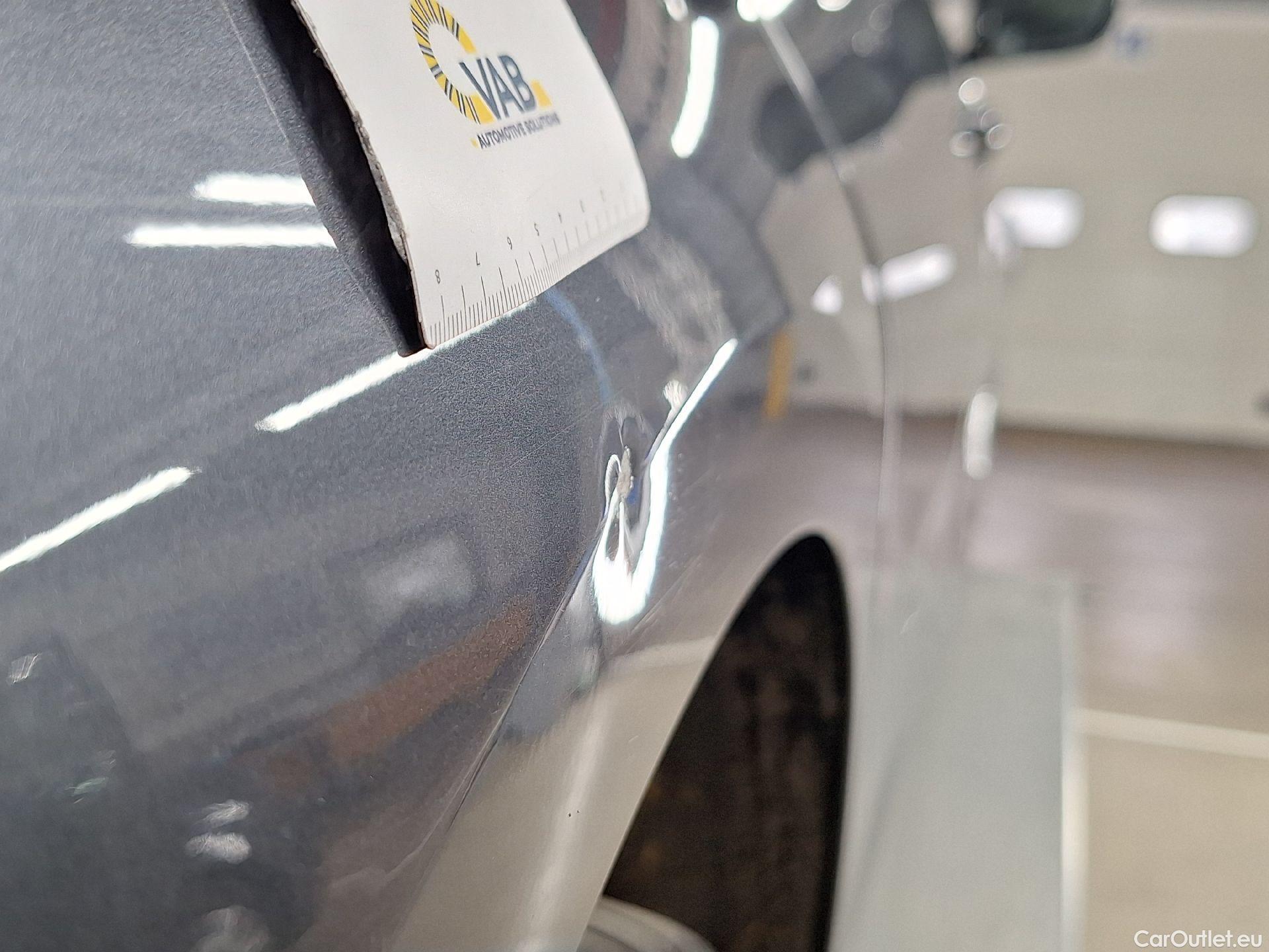  Bmw  Serie 3 BMW, 3-serie '18, BMW 3 Reeks Berline 318dA (110 kW) 4d #29