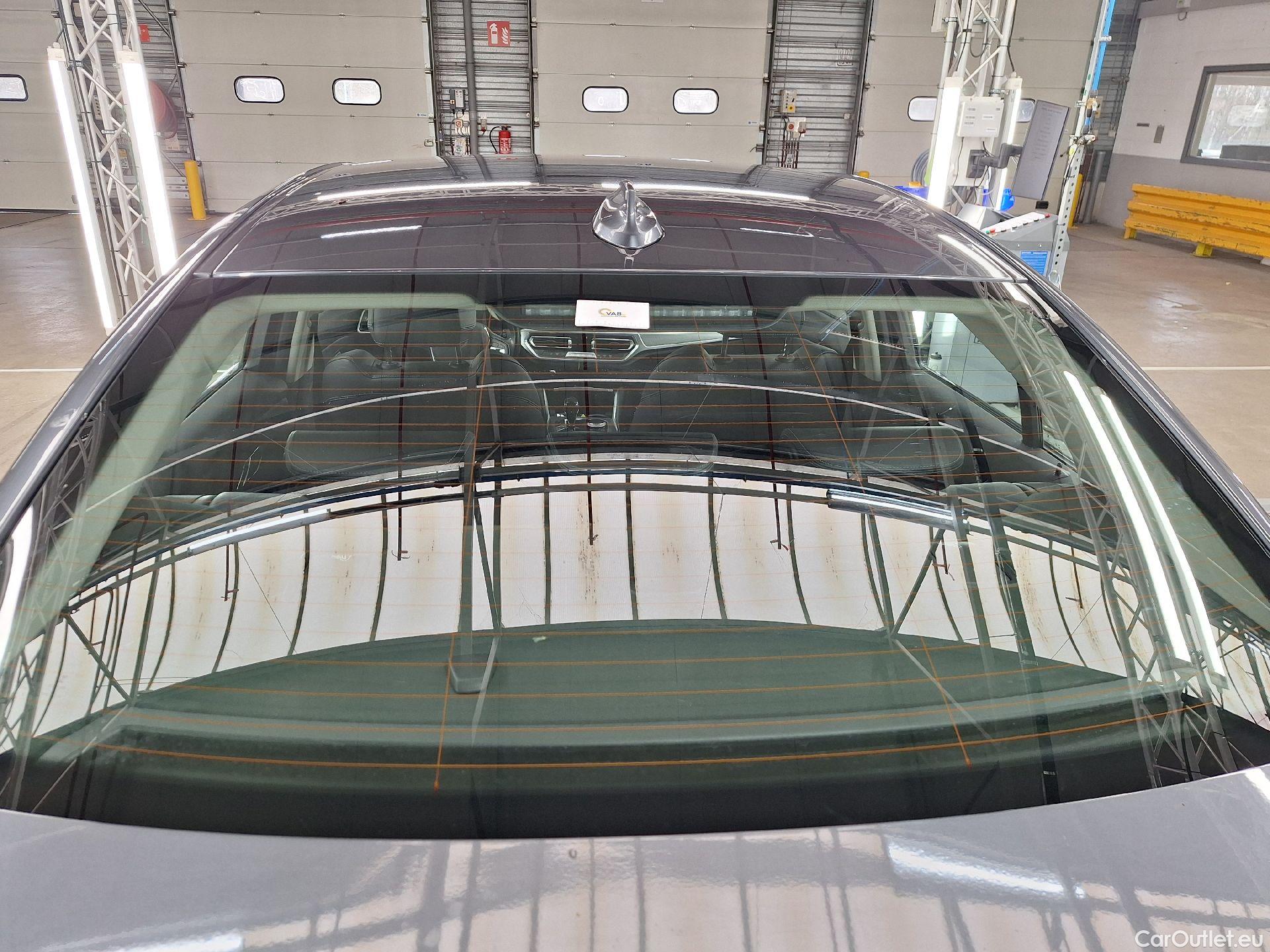  Bmw  Serie 3 BMW, 3-serie '18, BMW 3 Reeks Berline 318dA (110 kW) 4d #55