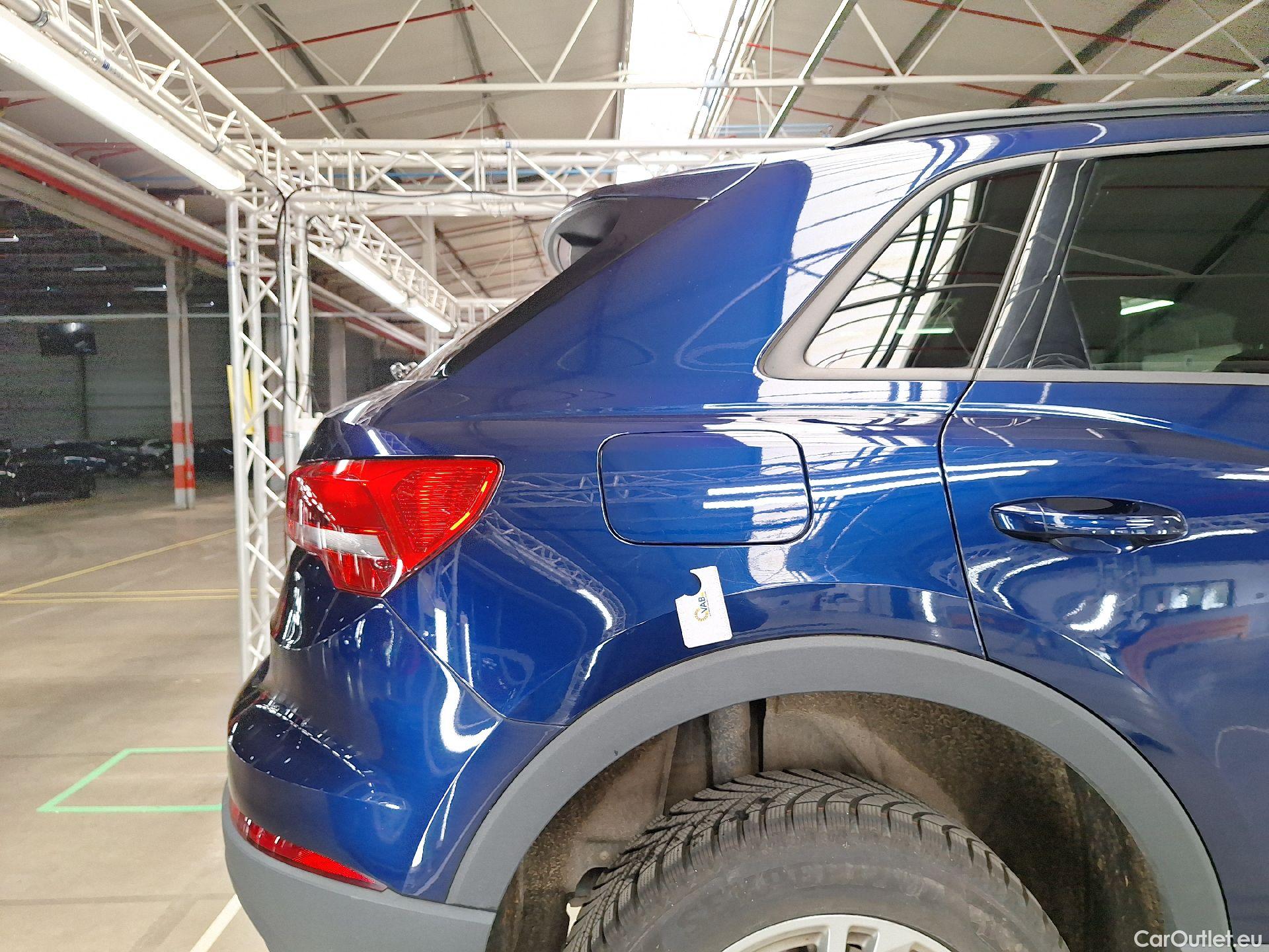  Audi  Q3 Audi,  '18, Audi  35 TDI S Tronic Business Edition 5d #9