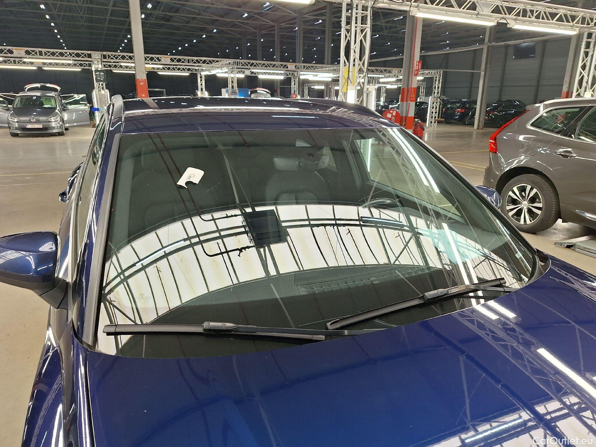  Audi  Q3 Audi,  '18, Audi  35 TDI S Tronic Business Edition 5d #24