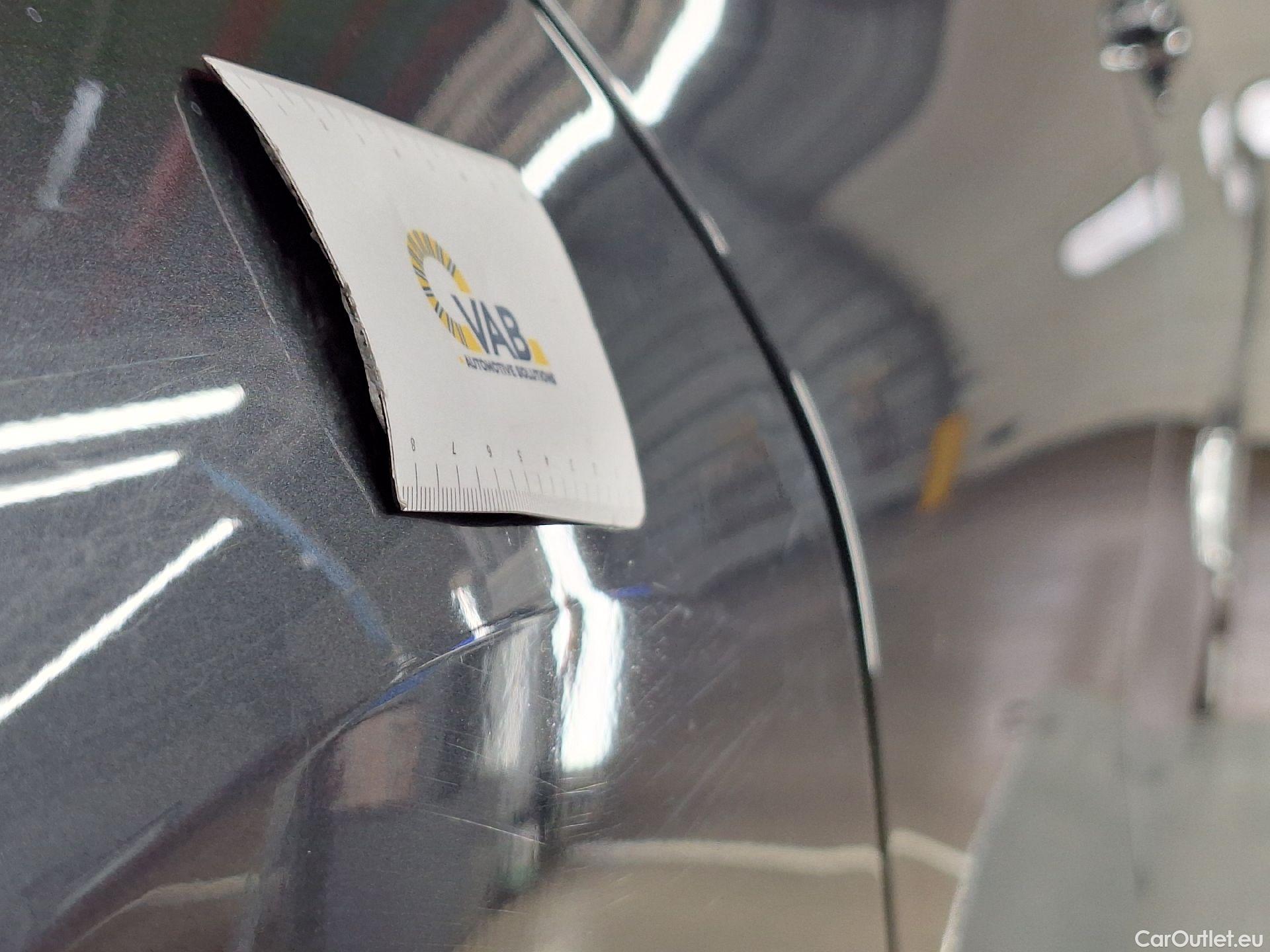  Bmw  Serie 3 BMW, 3-serie '18, BMW 3 Reeks Berline 318dA (110 kW) 4d #30