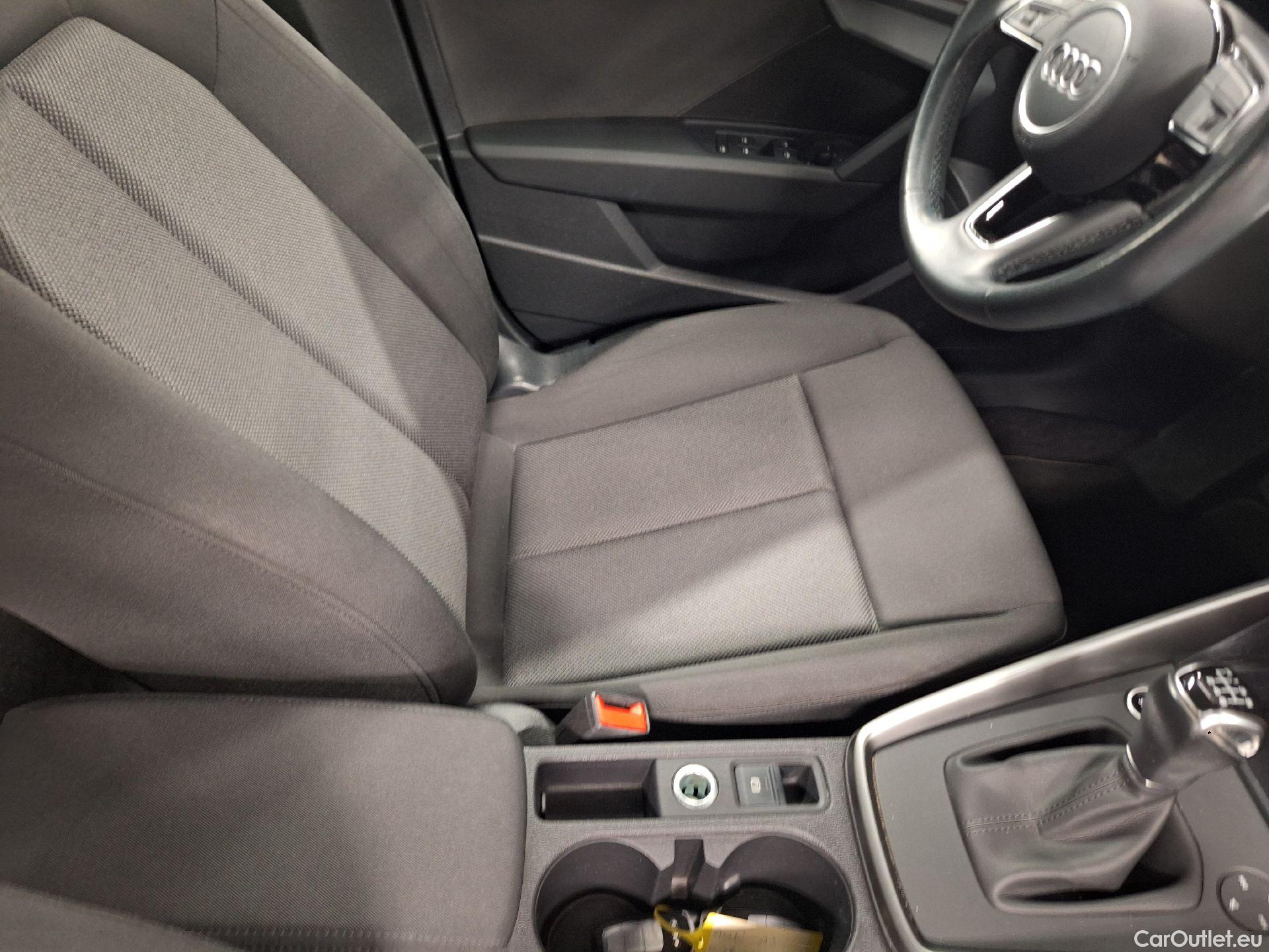  Audi  A3 Audi,  SB '20, Audi  Sportback 1.0 30 TFSi 81kW S line 5d #15