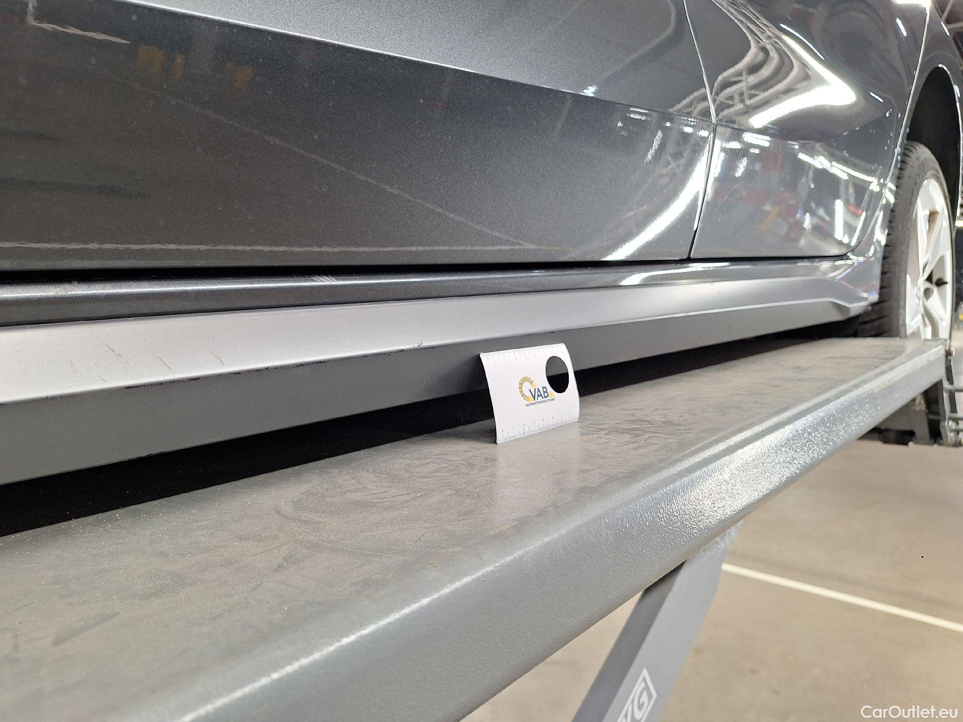  Audi  A3 Audi,  SB '20, Audi  Sportback 1.0 30 TFSi 81kW S line 5d #32