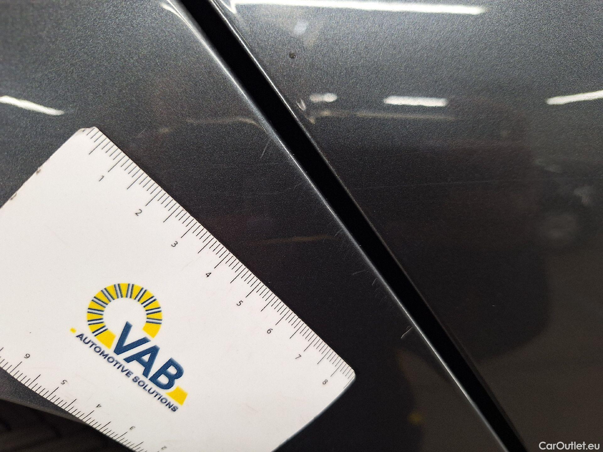  Bmw  Serie 3 BMW, 3-serie '18, BMW 3 Reeks Berline 318dA (110 kW) 4d #33