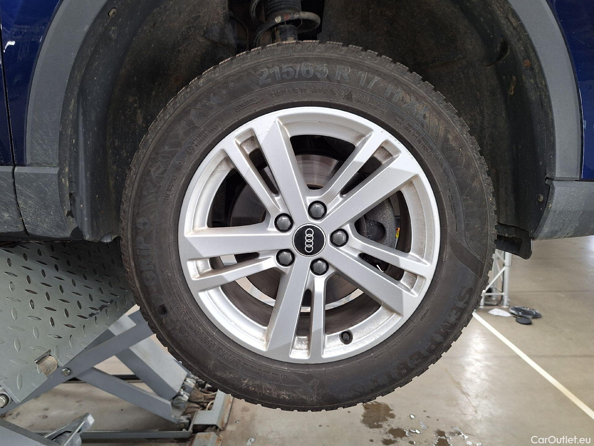  Audi  Q3 Audi,  '18, Audi  35 TDI S Tronic Business Edition 5d #15