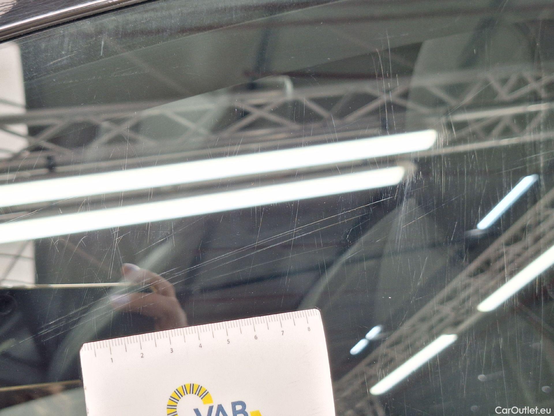  Bmw  Serie 3 BMW, 3-serie '18, BMW 3 Reeks Berline 318dA (110 kW) 4d #47