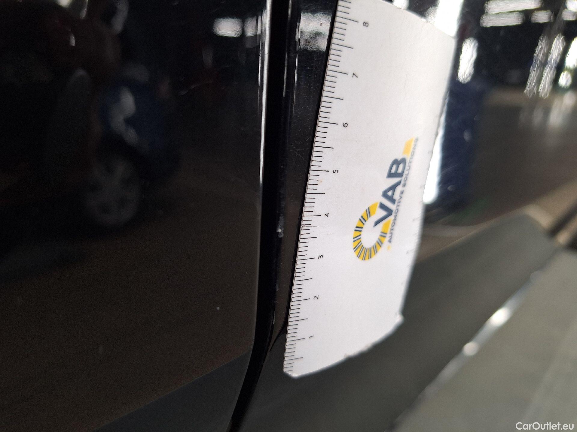  Mercedes  A-Klasse Mercedes, A-Class Berline '18, Mercedes-Benz  Limousine A 250 e 4d #54