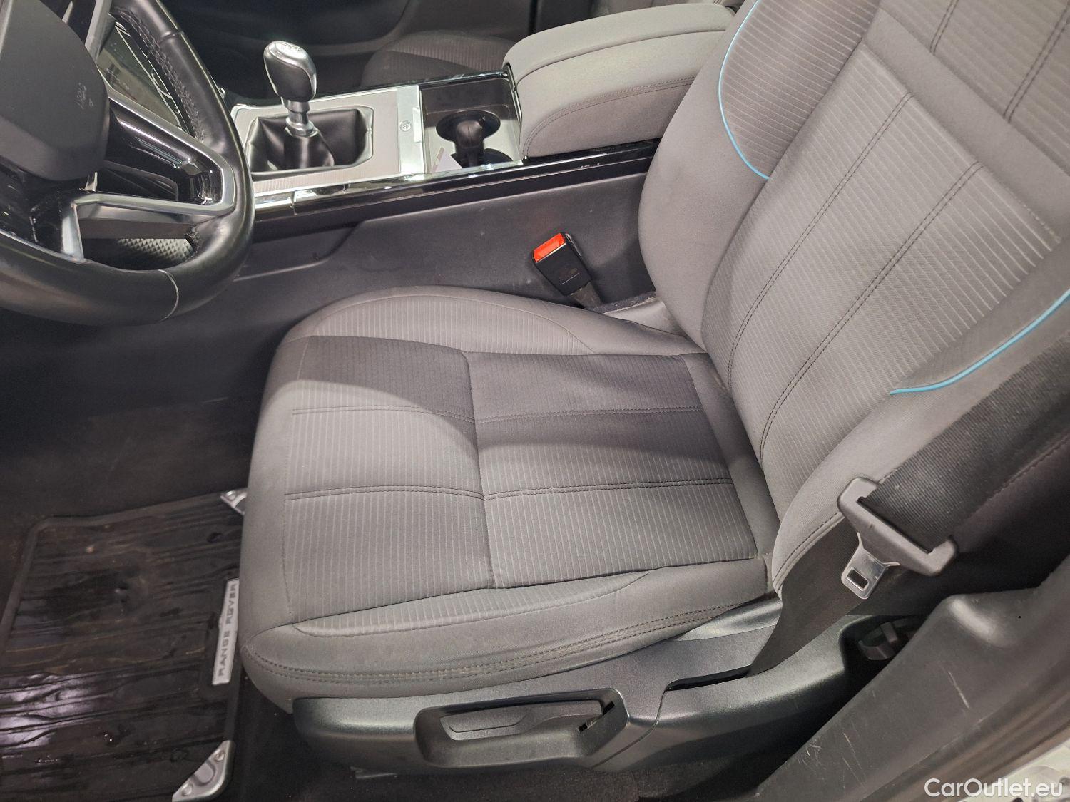  Land Rover  Range Rover Evoque Land Rover, RR.Evoque '18, Land Rover  D165 FWD Man 5d #20