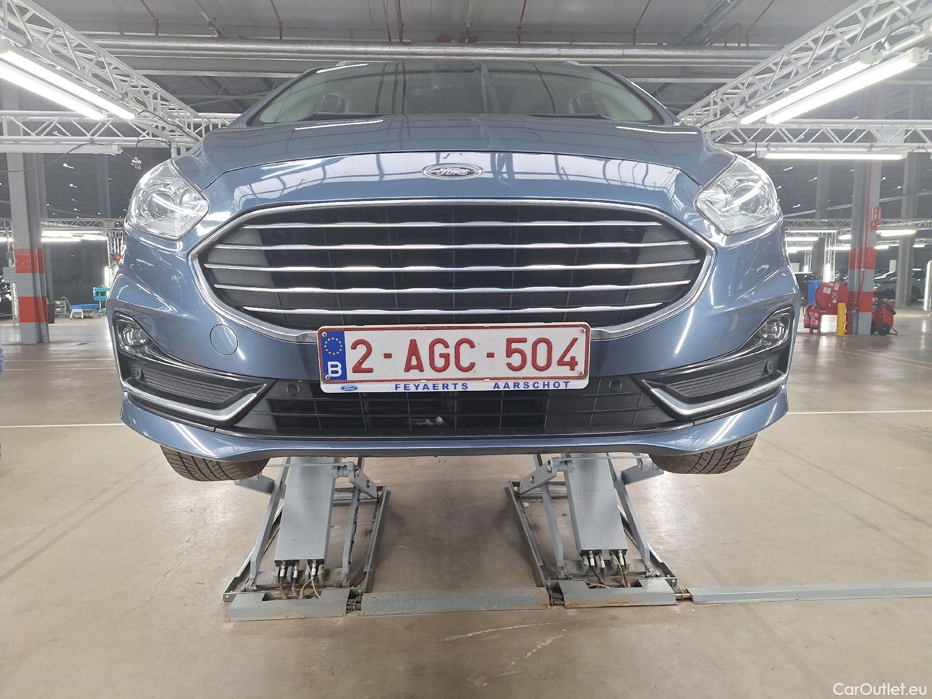  Ford  Galaxy Ford,  '15, Ford  2.0 TDCi 110kW S/S Titanium 5d 7pl #29