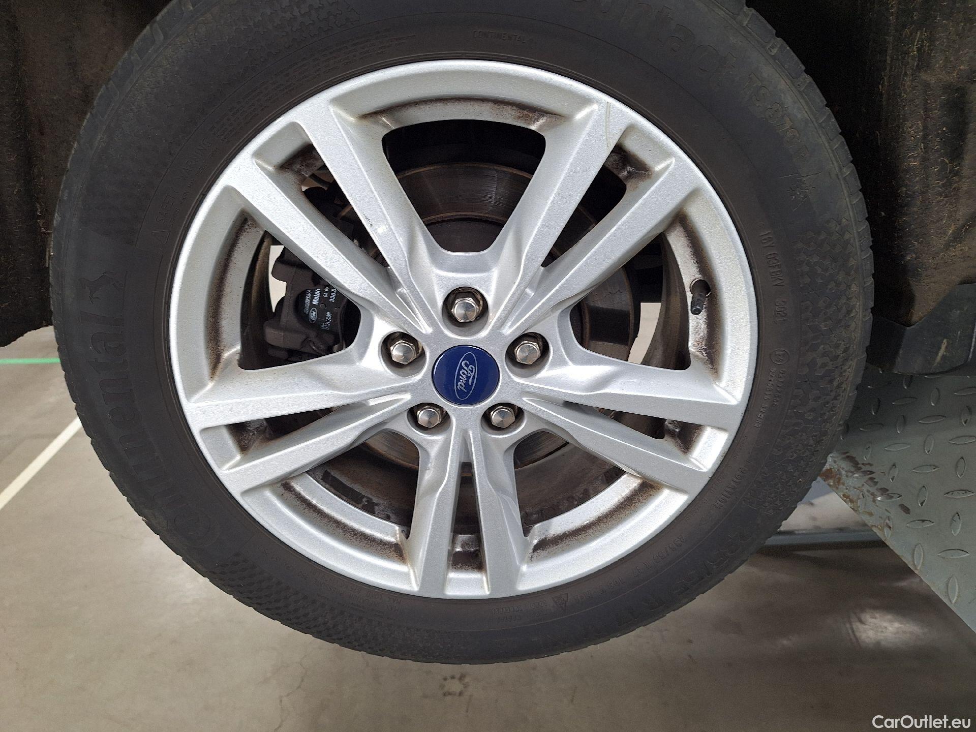  Ford  Galaxy Ford,  '15, Ford  2.0 TDCi 110kW S/S Titanium 5d 7pl #27