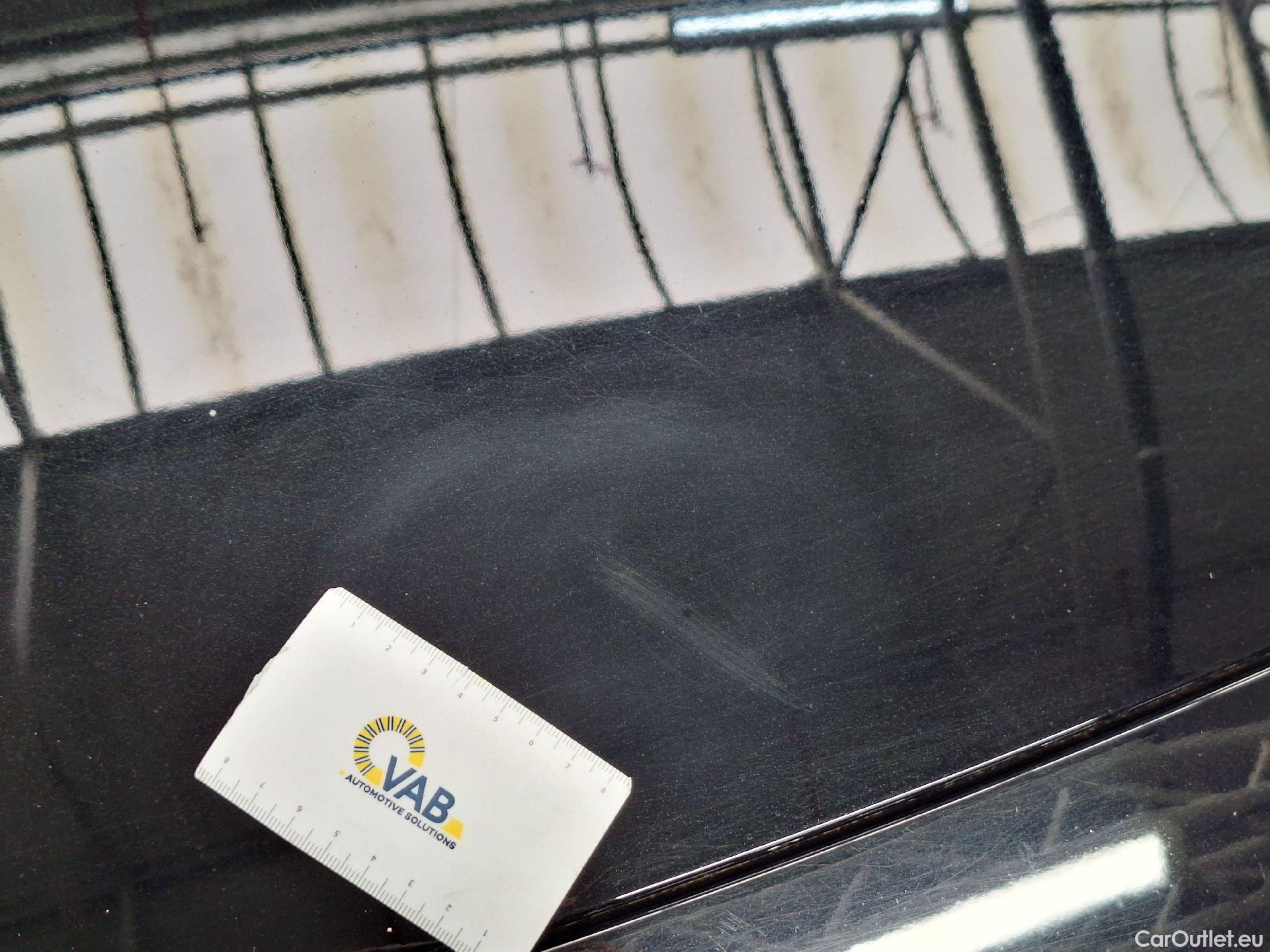  Mercedes  A-Klasse Mercedes, A-Class Berline '18, Mercedes-Benz  Limousine A 250 e 4d #74