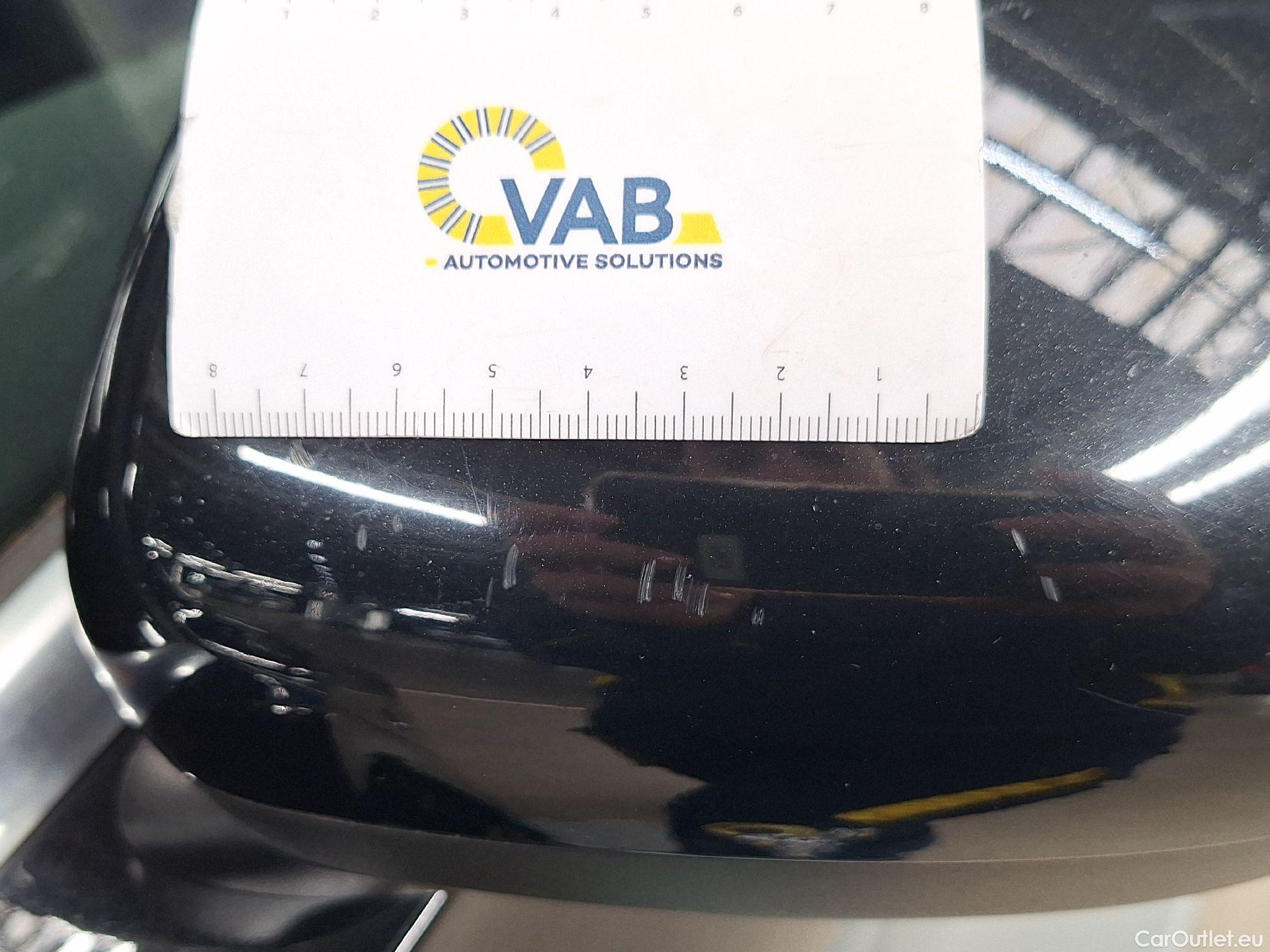  Mercedes  A-Klasse Mercedes, A-Class Berline '18, Mercedes-Benz  Limousine A 250 e 4d #90