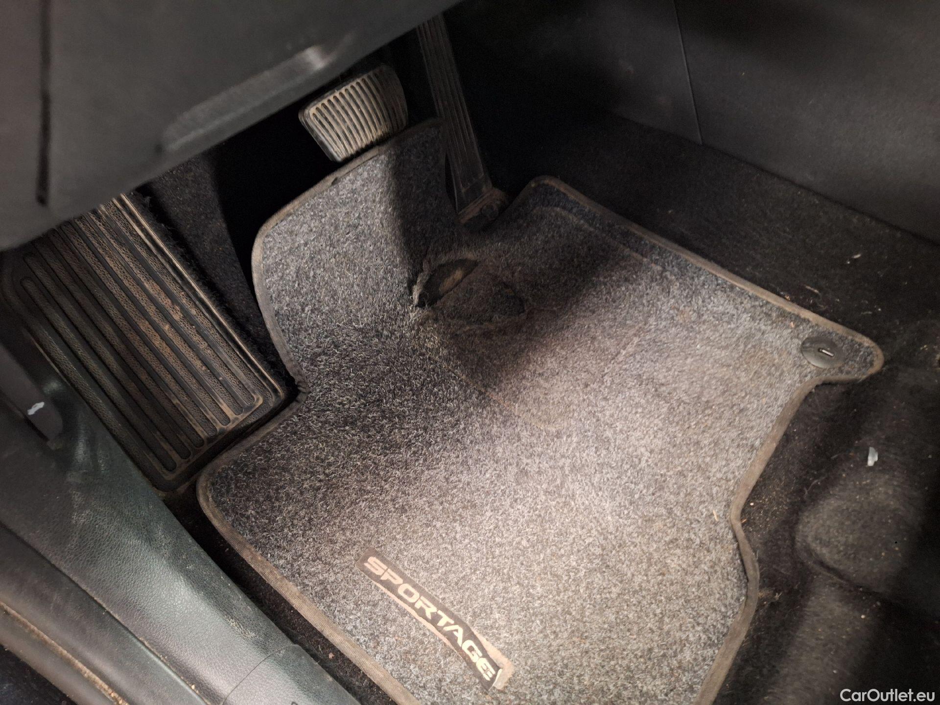  KIA  Sportage Kia,  '21 PHEV, KIA  1.6 T-GDi 6A/T AWD Pace PHEV 5d #8