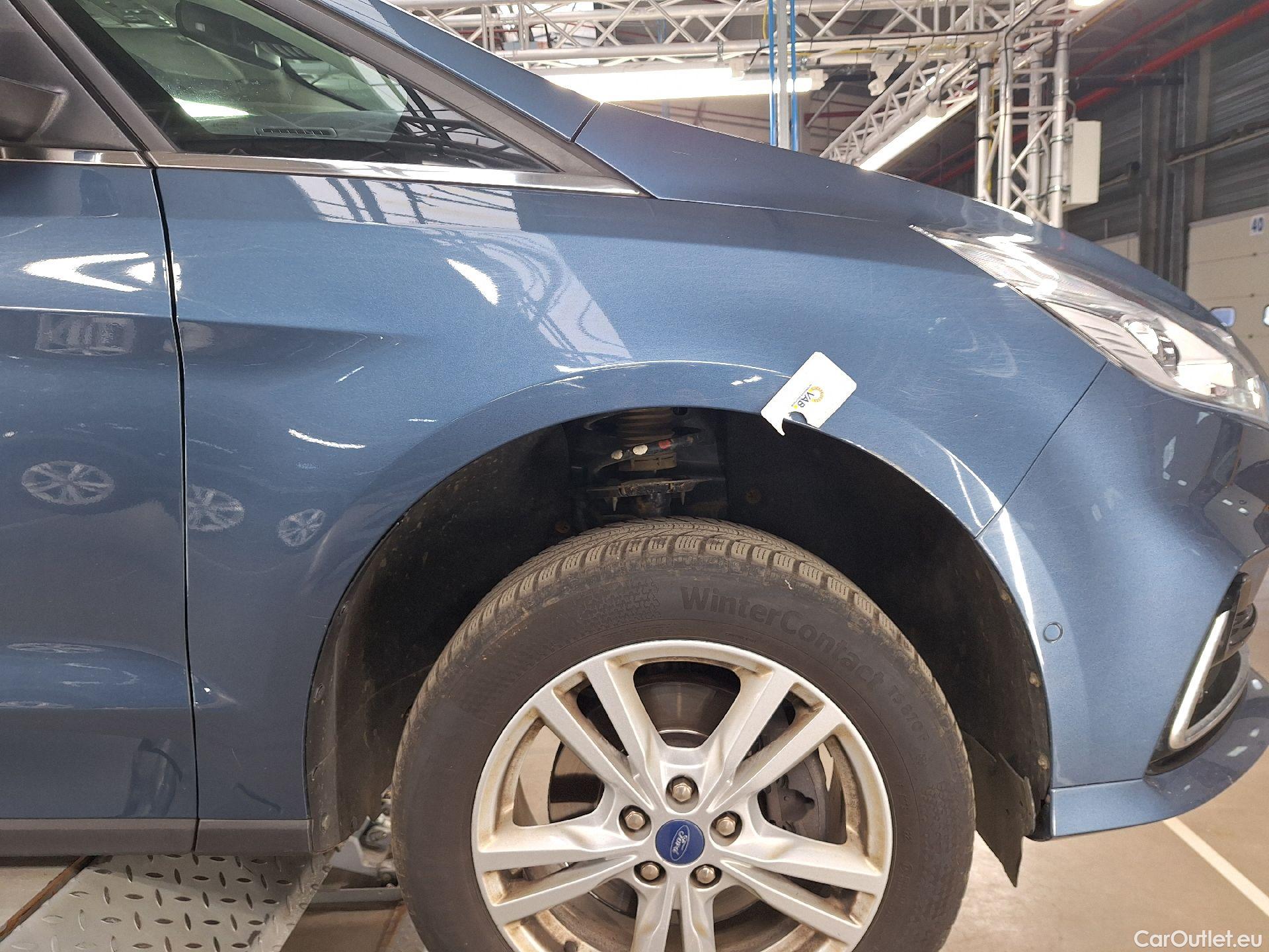  Ford  Galaxy Ford,  '15, Ford  2.0 TDCi 110kW S/S Titanium 5d 7pl #17