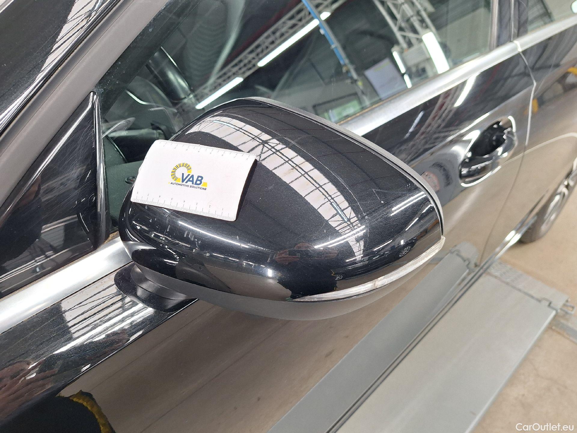  Mercedes  A-Klasse Mercedes, A-Class Berline '18, Mercedes-Benz  Limousine A 250 e 4d #89