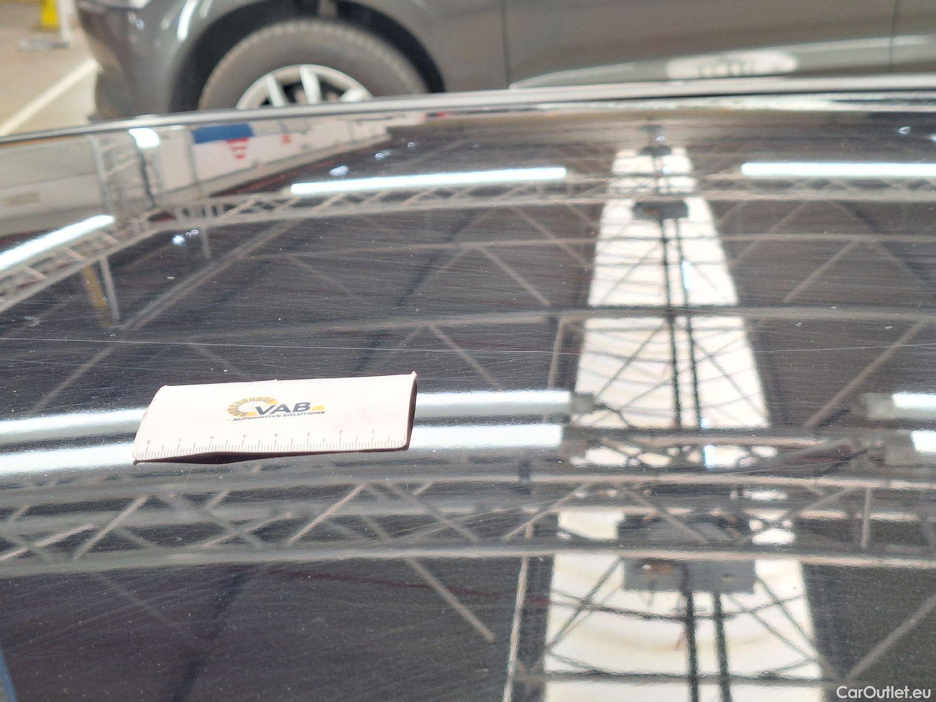  Mercedes  A-Klasse Mercedes, A-Class Berline '18, Mercedes-Benz  Limousine A 250 e 4d #81