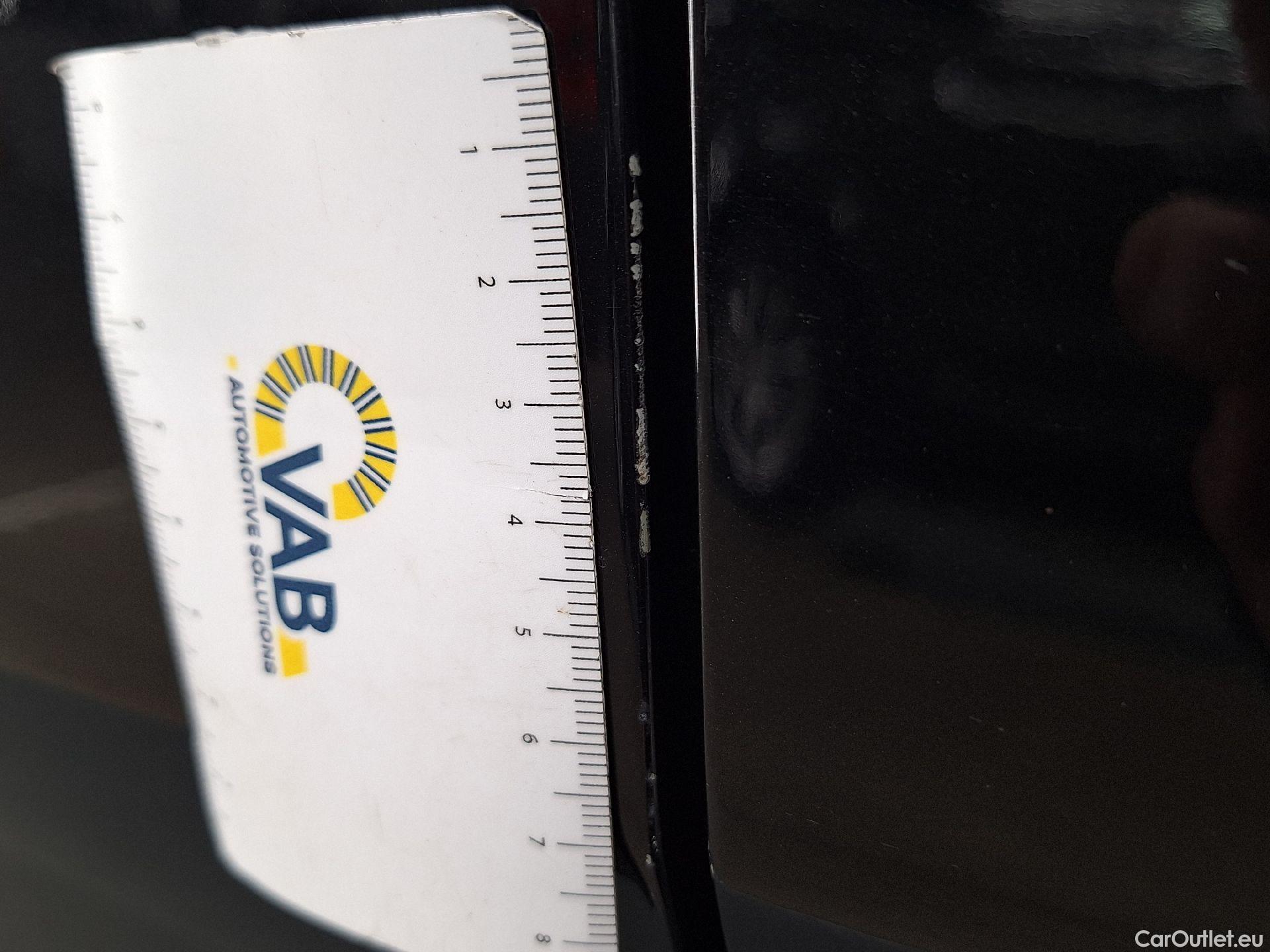  Mercedes  A-Klasse Mercedes, A-Class Berline '18, Mercedes-Benz  Limousine A 250 e 4d #12