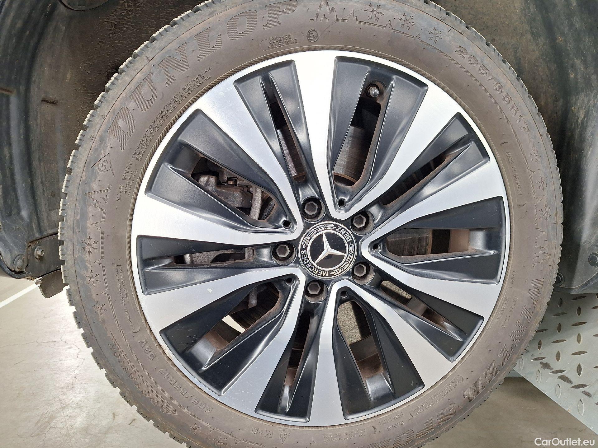  Mercedes  A-Klasse Mercedes, A-Class Berline '18, Mercedes-Benz  Limousine A 250 e 4d #9