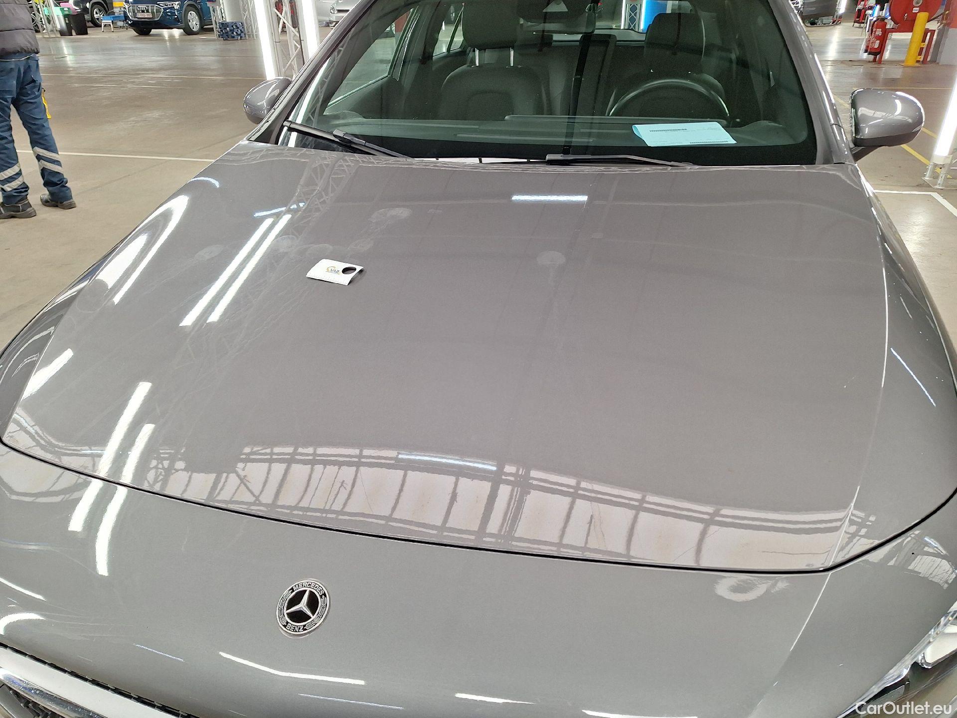  Mercedes  A-Klasse Mercedes, A-Class '18 PHEV, Mercedes-Benz  A 250 e Business Line 5d #1