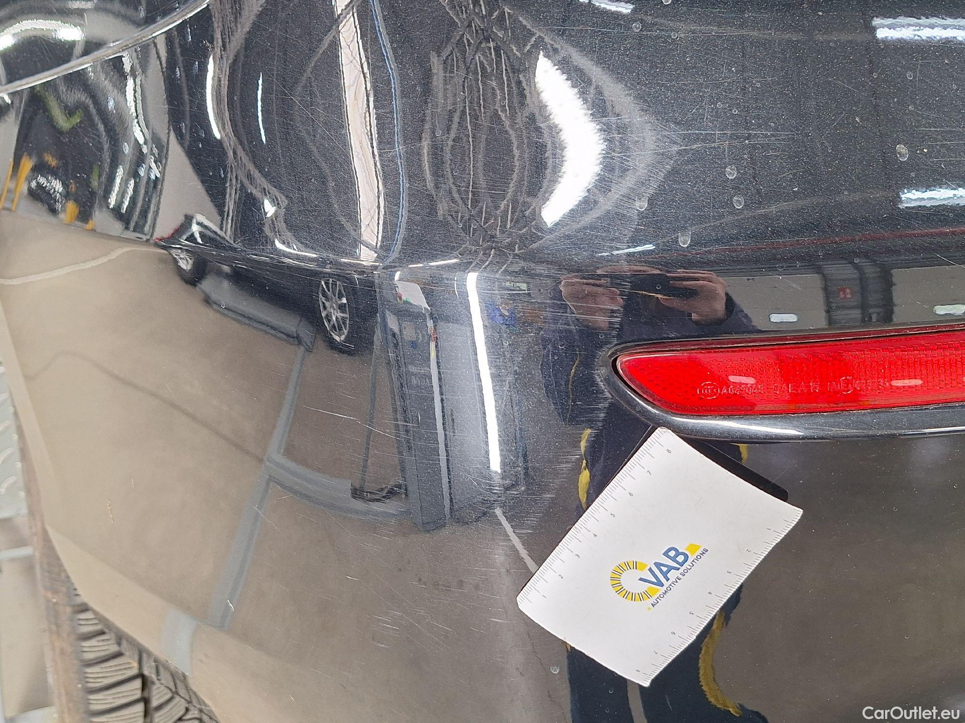  Mercedes  A-Klasse Mercedes, A-Class Berline '18, Mercedes-Benz  Limousine A 250 e 4d #34