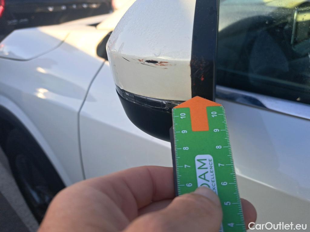  Nissan  Qashqai NISSAN  / 2021 / 5P / todoterreno DIG-T 116kW (158CV) mHEV Xtronic Acenta (AC2) #28