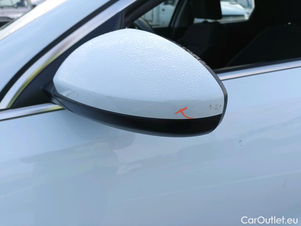  KIA  XCeed KIA  / 2019 / 5P / todoterreno 1.0 T-GDi Drive 88kW (120CV) #22