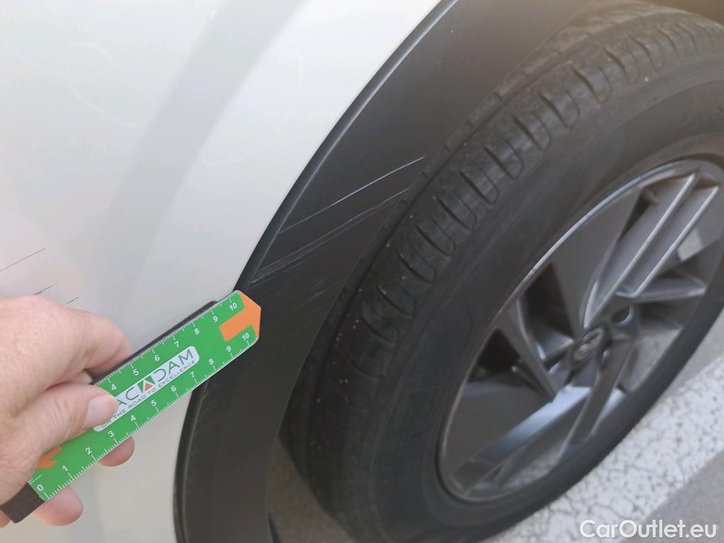  Nissan  Qashqai NISSAN  / 2021 / 5P / todoterreno DIG-T 116kW (158CV) mHEV Xtronic Acenta (AC2) #29