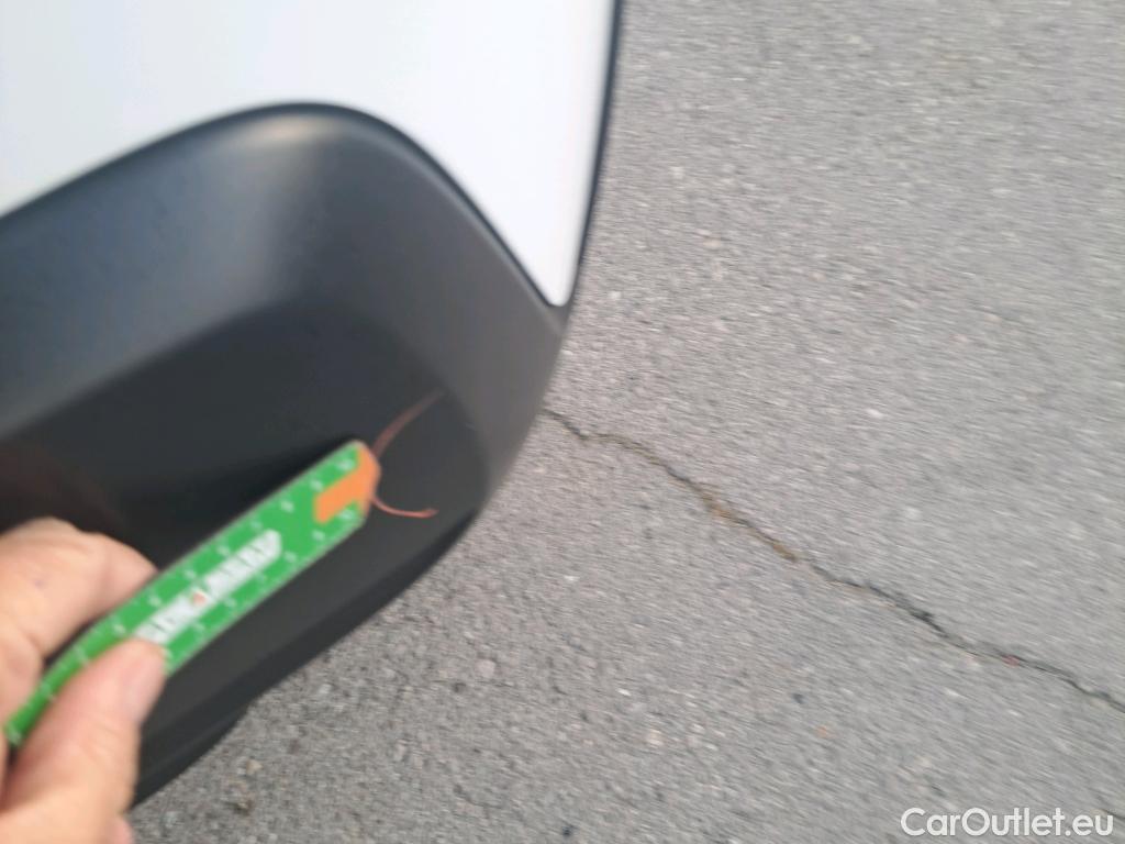  Citroen  C3 CITROEN  / 2016 / 5P / berlina con portón BlueHDi 73KW (100CV) S&S FEEL #3