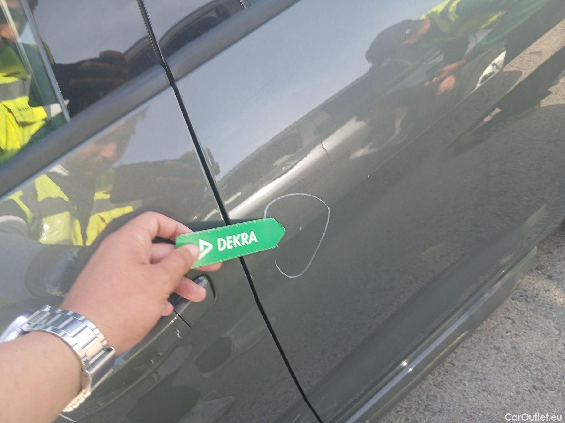  Audi  A1 Sportback AUDI A1 / 2018 / 5P / berlina con portón Sportback Black line 30 TFSI 81kW S tron #18