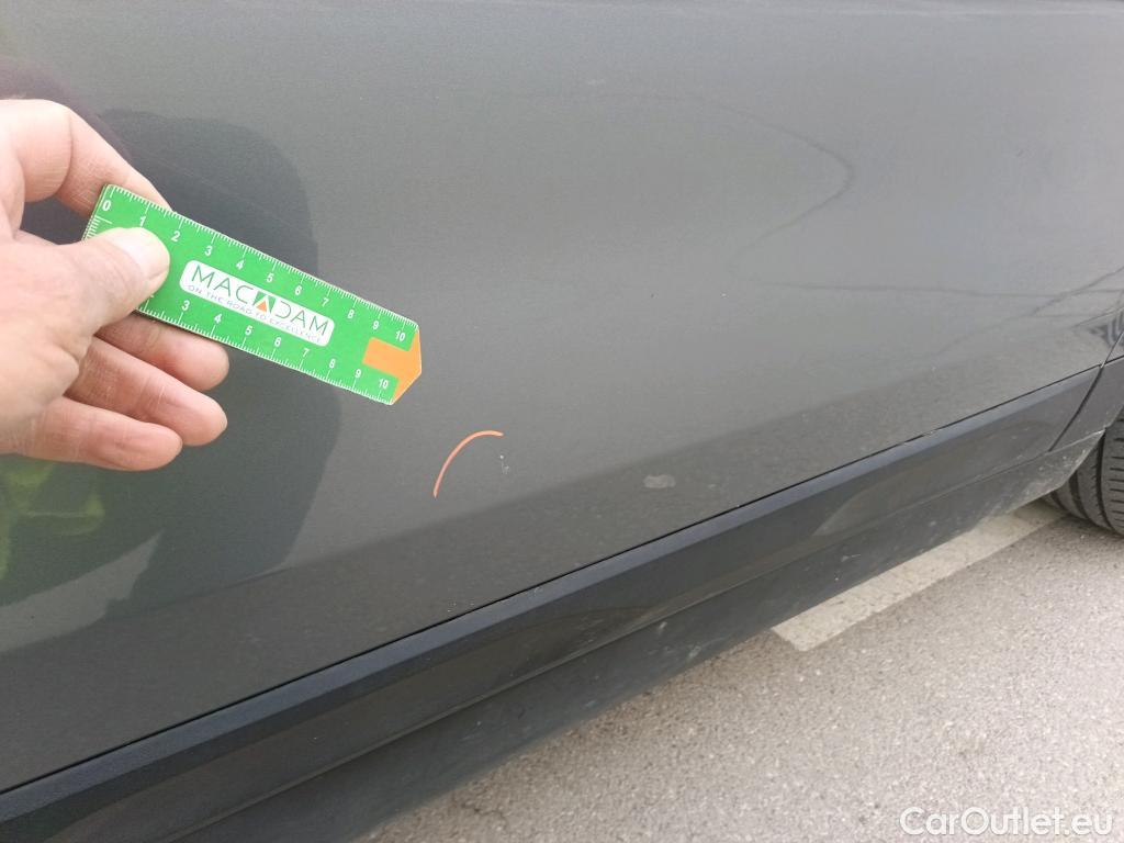  Bmw  X2 BMW  / 2017 / 5P / todoterreno sDrive18d #27