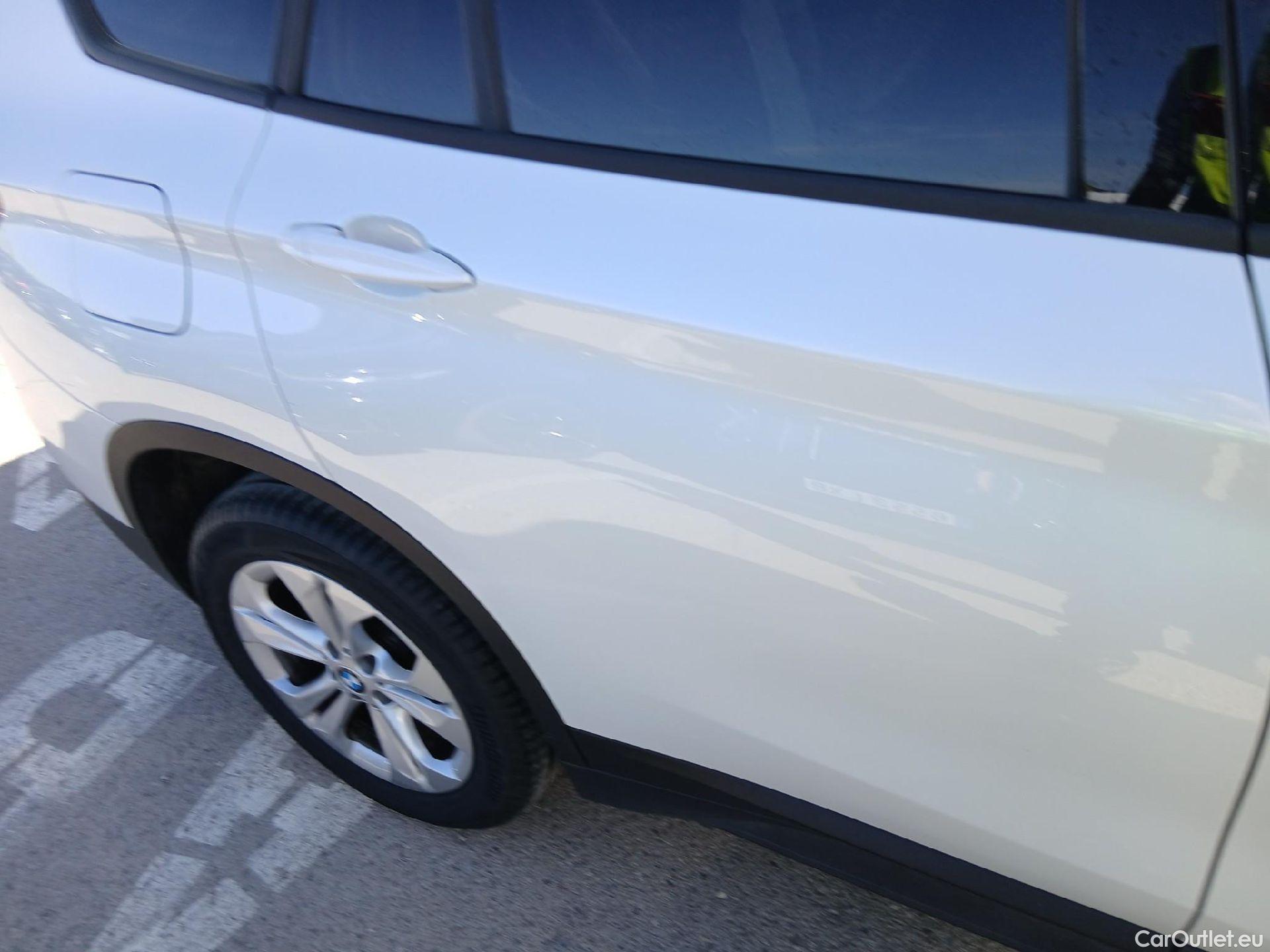  Bmw  X1 BMW  / 2019 / 5P / todoterreno sDrive18dA Corporate (AC4) #8