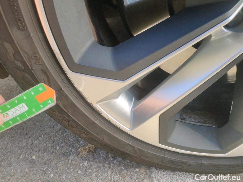  Audi  Q7 AUDI  / 2019 / 5P / todoterreno S line plus 55 TFSIe 280kW quattro tip(SP) #2