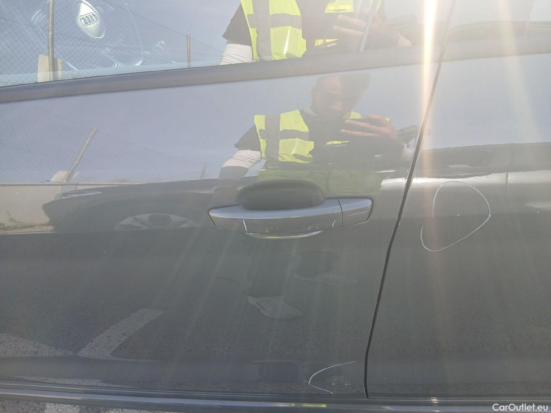  Audi  A1 Sportback AUDI A1 / 2018 / 5P / berlina con portón Sportback Black line 30 TFSI 81kW S tron #20