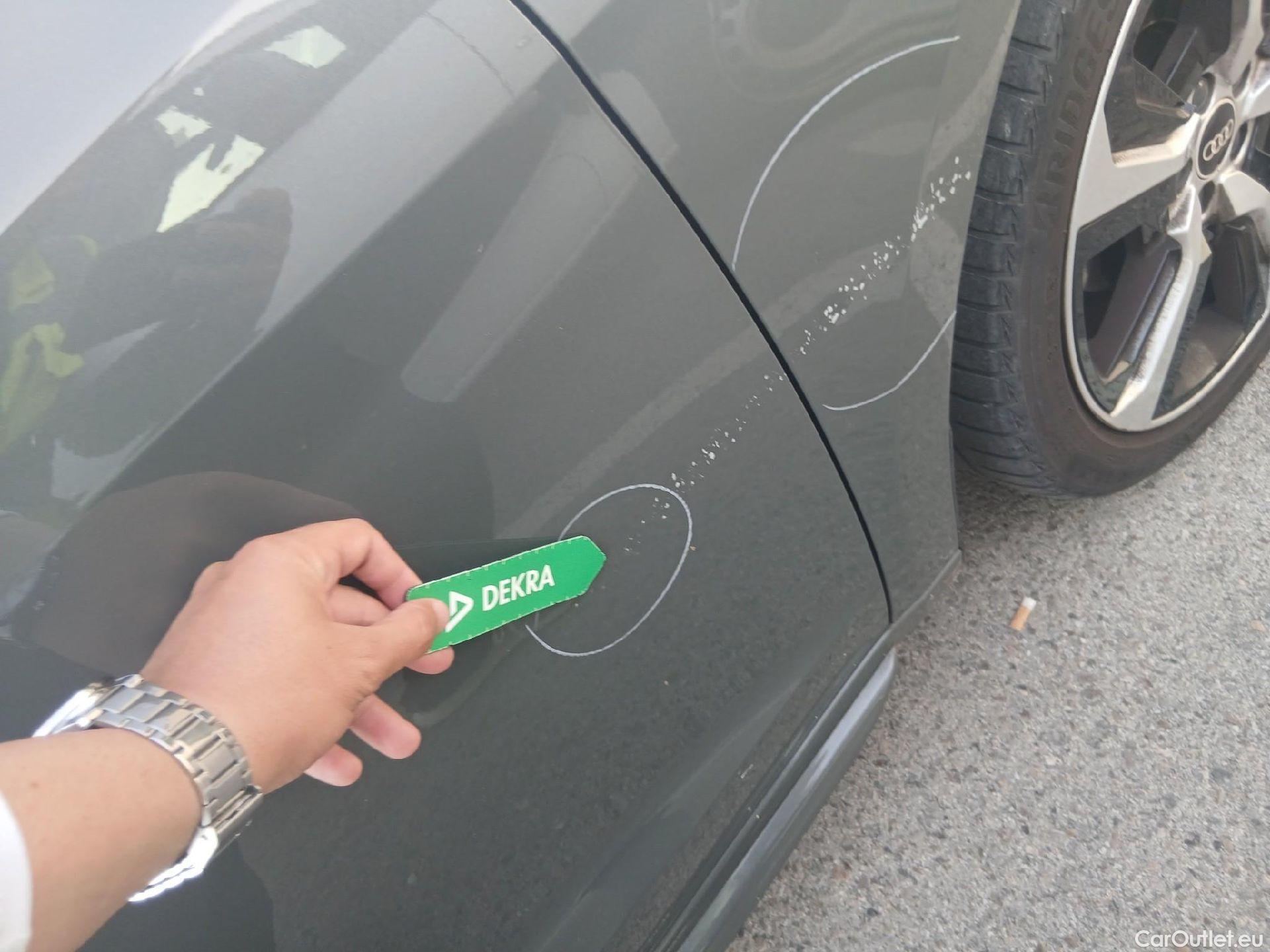  Audi  A1 Sportback AUDI A1 / 2018 / 5P / berlina con portón Sportback Black line 30 TFSI 81kW S tron #34