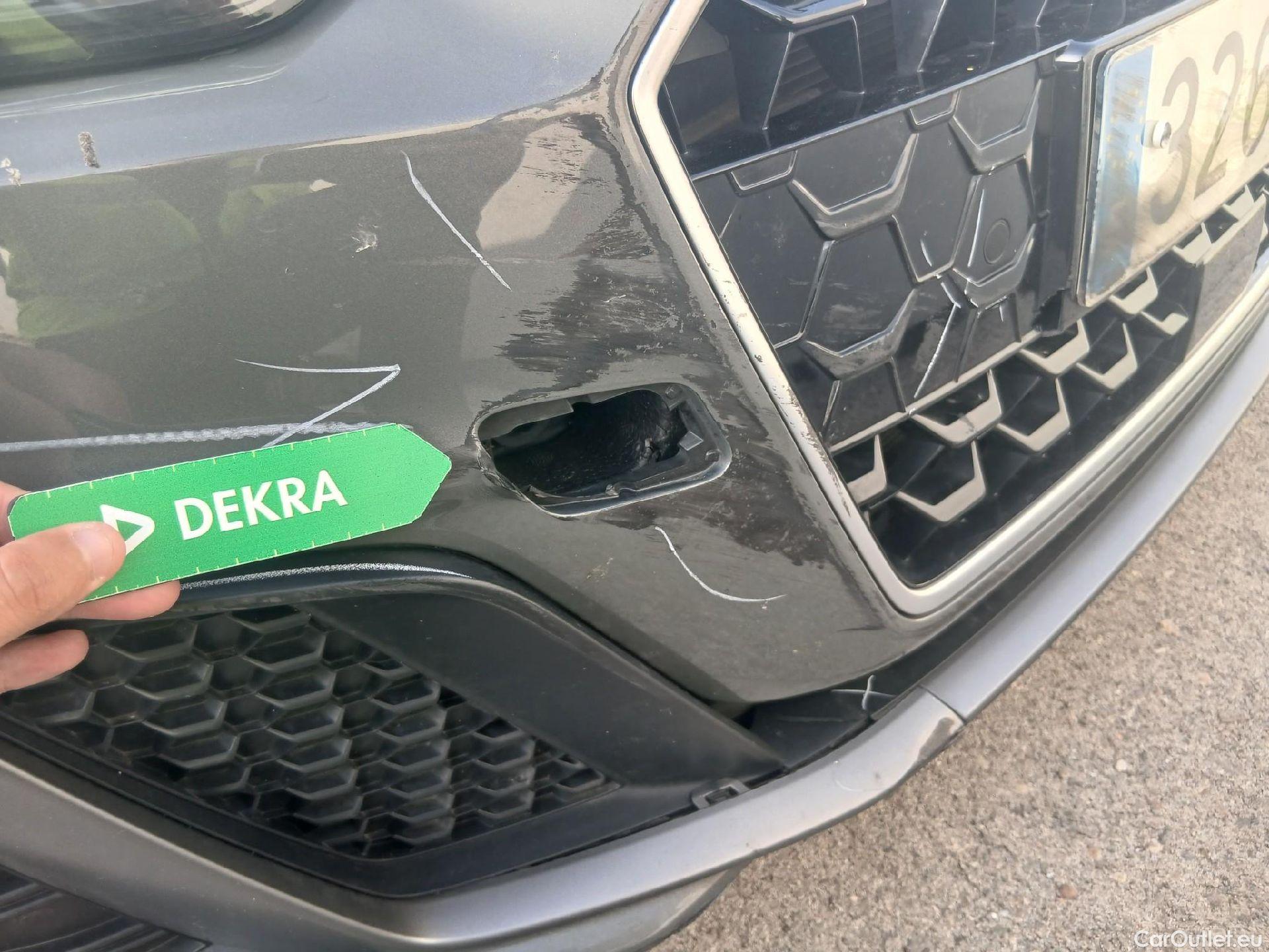  Audi  A1 Sportback AUDI A1 / 2018 / 5P / berlina con portón Sportback Black line 30 TFSI 81kW S tron #1