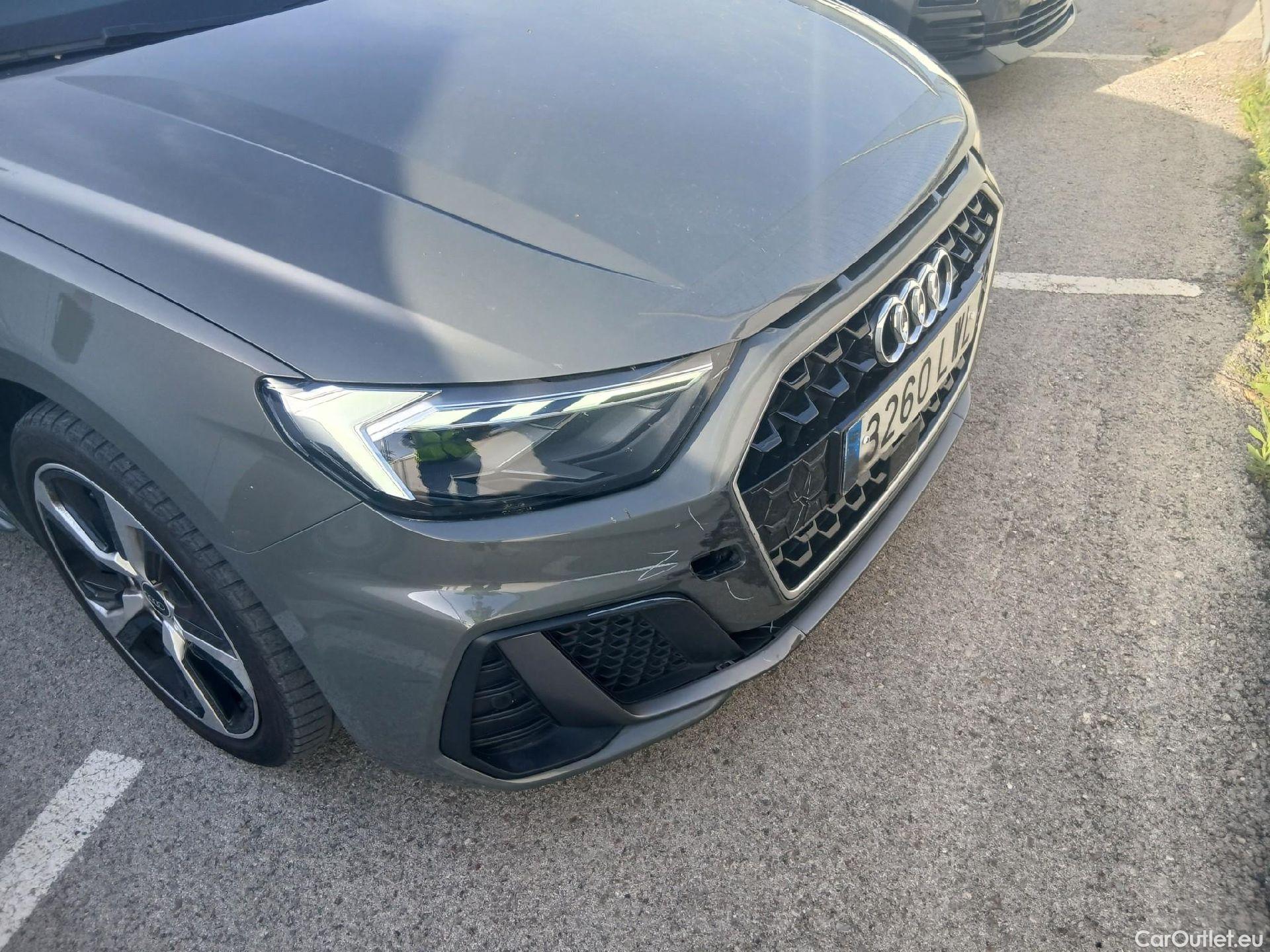  Audi  A1 Sportback AUDI A1 / 2018 / 5P / berlina con portón Sportback Black line 30 TFSI 81kW S tron #2