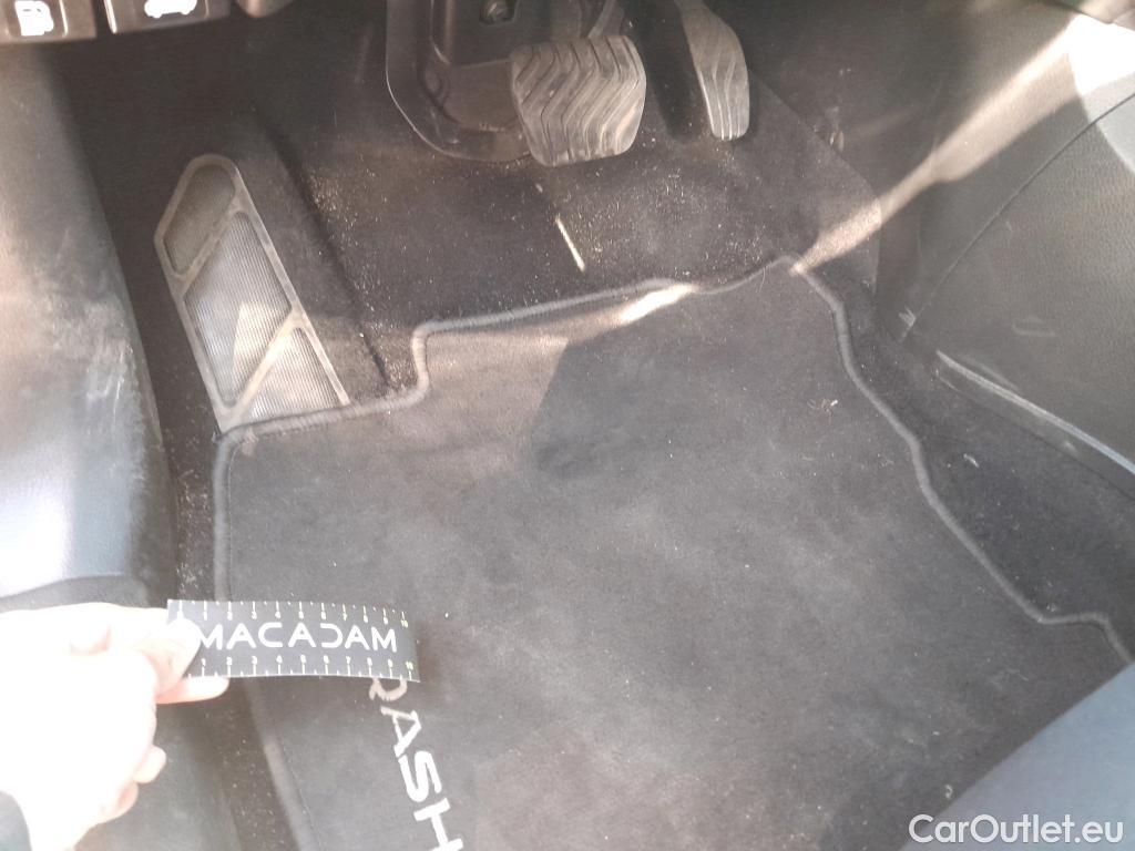  Nissan  Qashqai NISSAN  / 2017 / 5P / todoterreno dCi 85 kW (115 CV) E6D DCT ACENTA #15