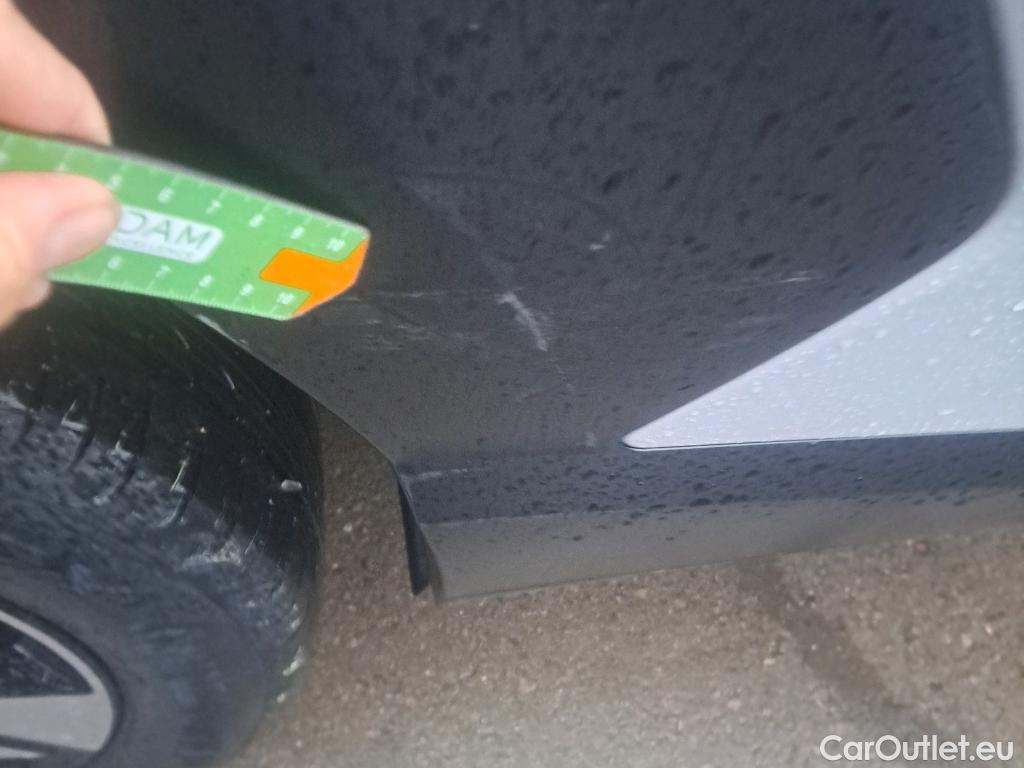  Hyundai  Konna HYUNDAI Kona / 2023 / 5P / todoterreno 1.6 GDI HEV Flexx DCT #34