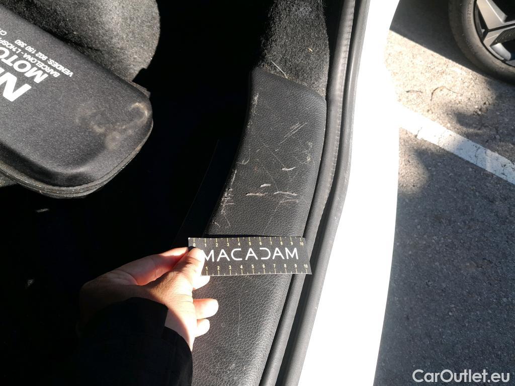  Nissan  Qashqai NISSAN  / 2017 / 5P / todoterreno dCi 85 kW (115 CV) E6D DCT ACENTA #9