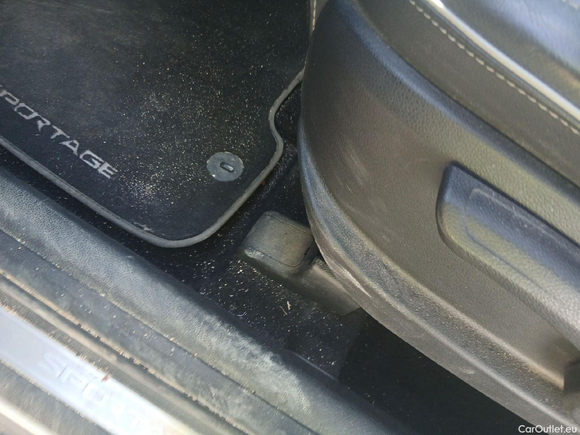  KIA  Sportage KIA  / 2018 / 5P / todoterreno 1.6 MHEV GT Line Essential 115CV 4x2 #6