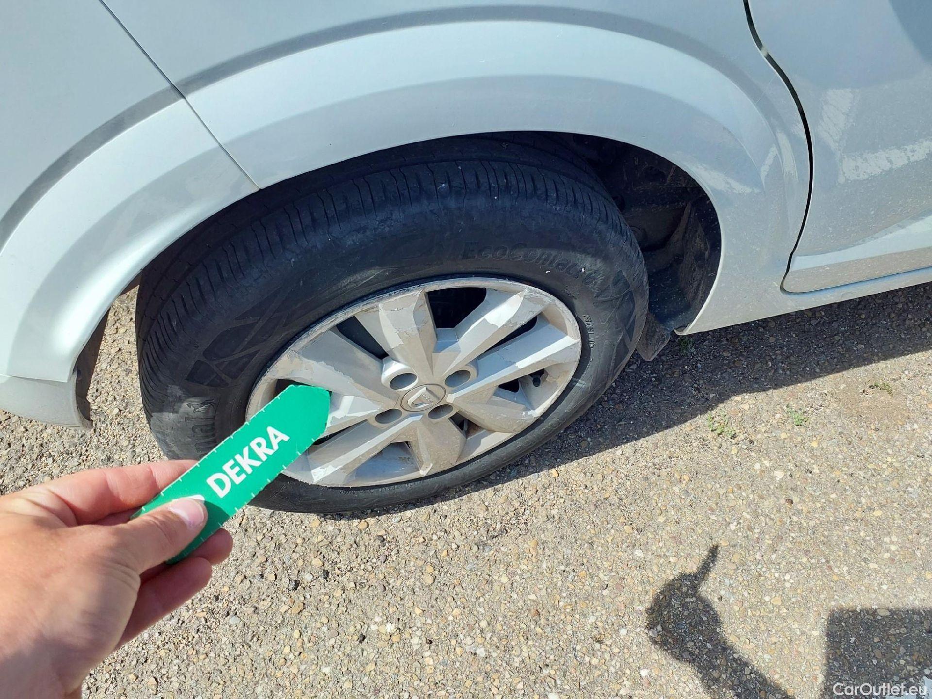  Dacia  Sandero DACIA  / 2020 / 5P / berlina con portón Comfort TCe 67kW (90CV) #19