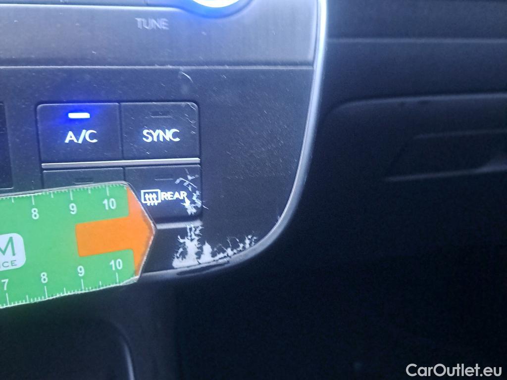  Hyundai  Konna HYUNDAI Kona / 2023 / 5P / todoterreno 1.6 GDI HEV Flexx DCT #4